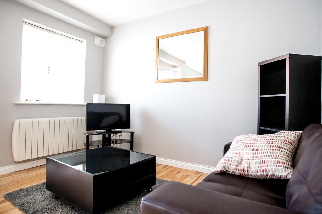 Dominick Street Apartments Голуэй Экстерьер фото