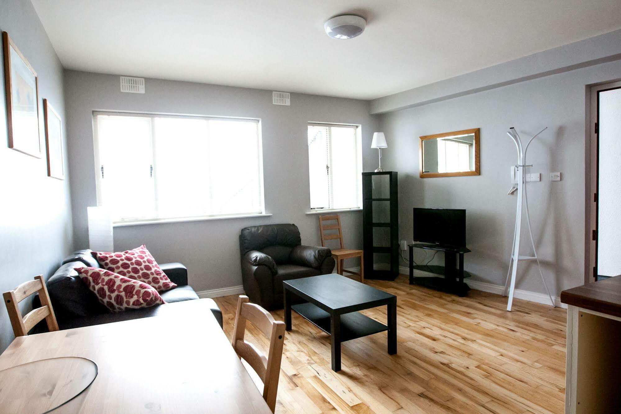 Dominick Street Apartments Голуэй Экстерьер фото